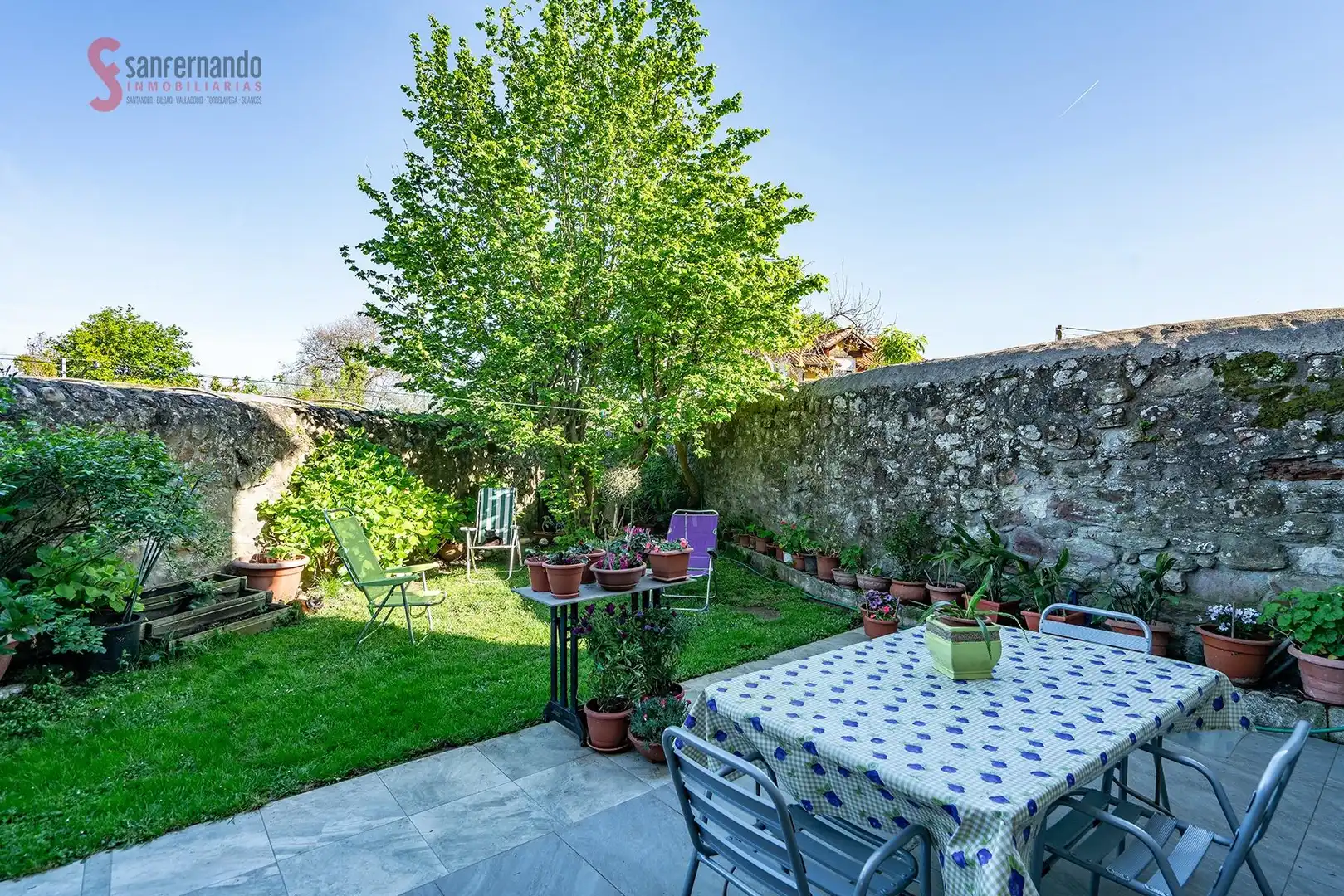 Terraza de Casa adosada en venta en Torrelavega  con Jardín privado, Terraza y Trastero