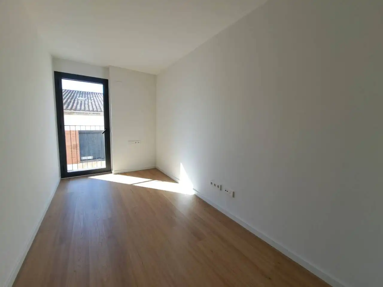 Habitación de Piso de alquiler en Sabadell con Aire acondicionado, Calefacción y Parquet