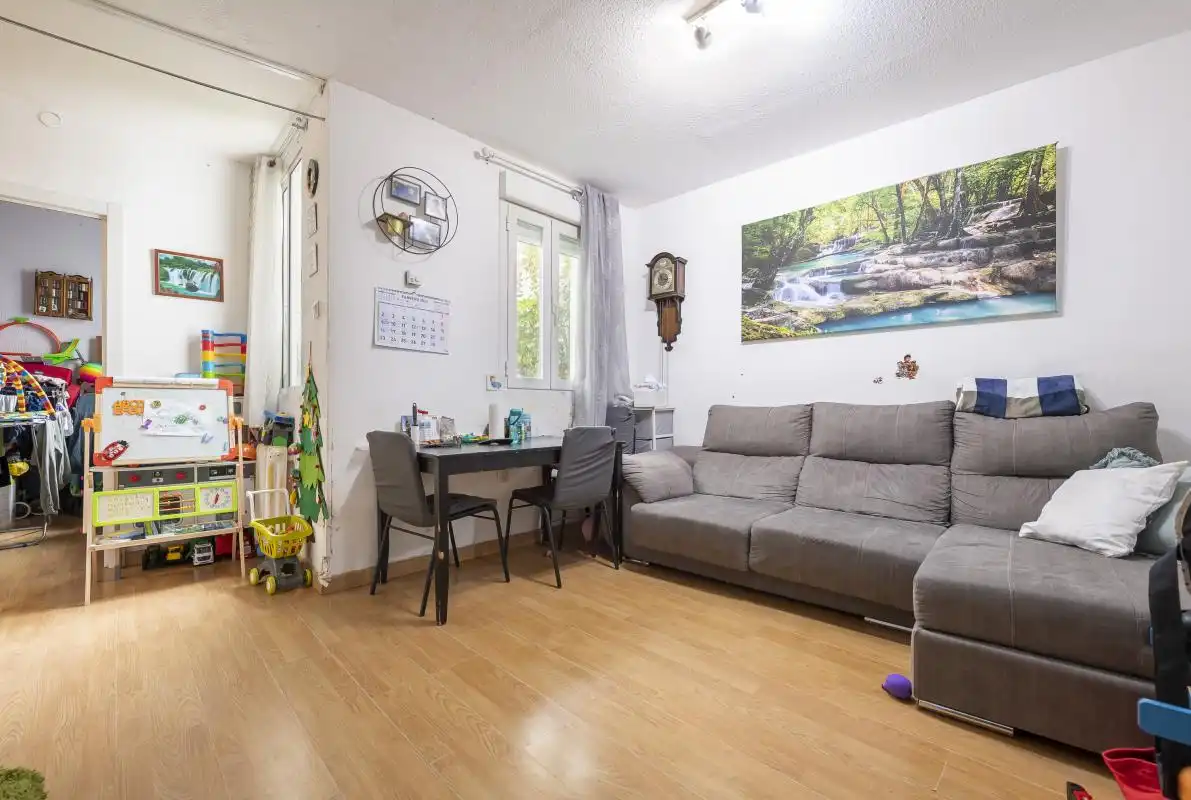 Sala de estar de Planta baja en venta en  Madrid Capital con Calefacción, Terraza y Balcón