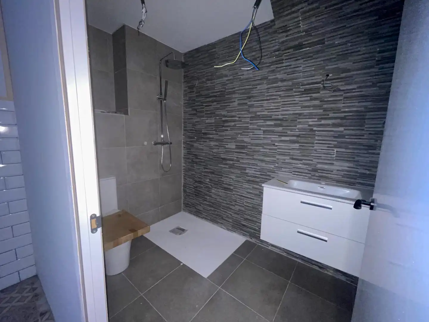 Badezimmer von Maisonette zum Verkauf in Badalona mit Klimaanlage, Parkett und Abstellraum