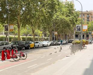 Vista exterior de Estudi de lloguer en  Barcelona Capital amb Aire condicionat, Calefacció i Moblat