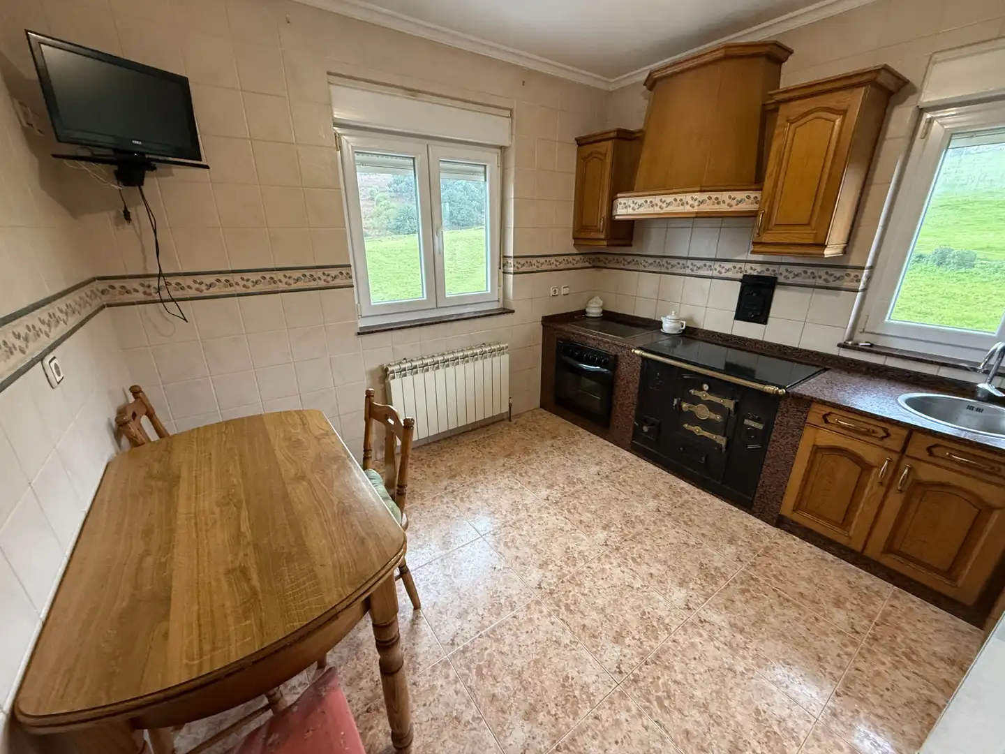 Cocina de Casa o chalet en venta en Gozón con Calefacción, Jardín privado y Terraza