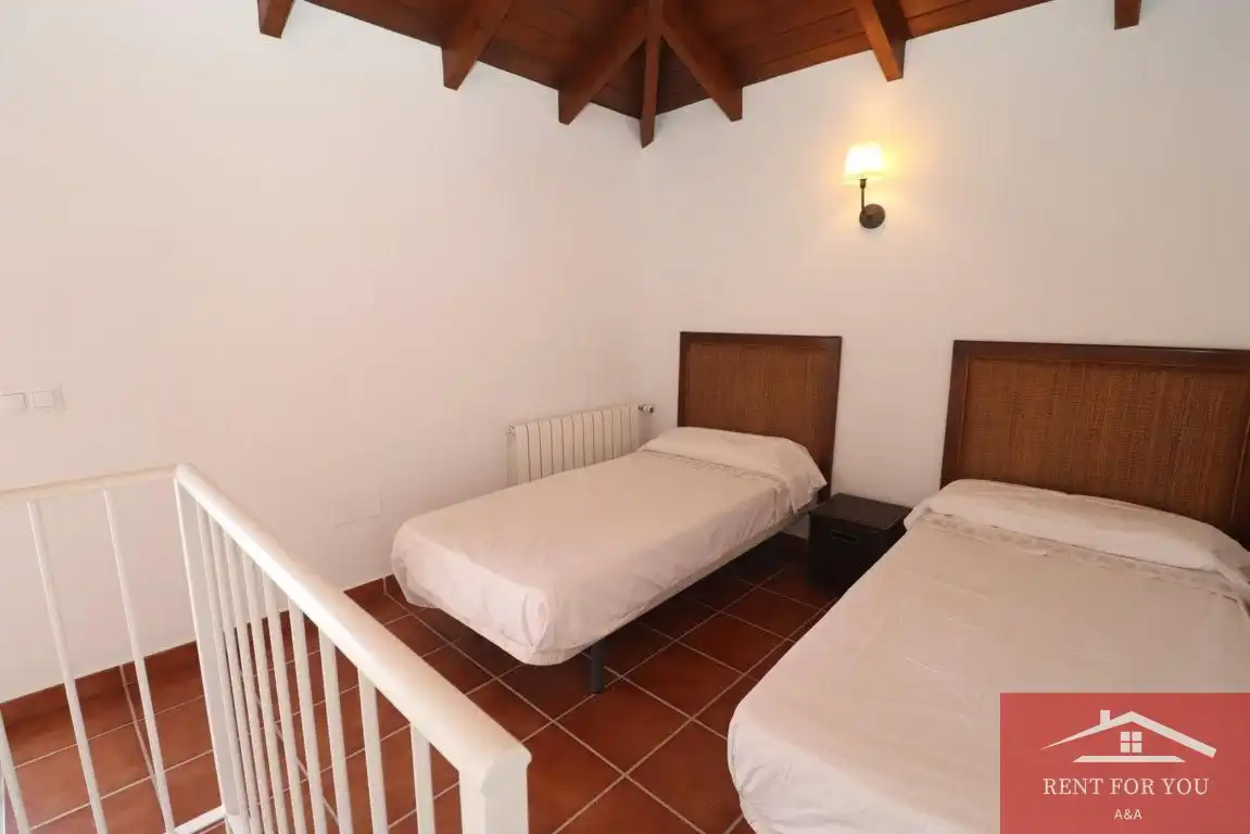 Schlafzimmer von Haus oder Chalet zur Miete in Coín mit Klimaanlage, Heizung und Privatgarten