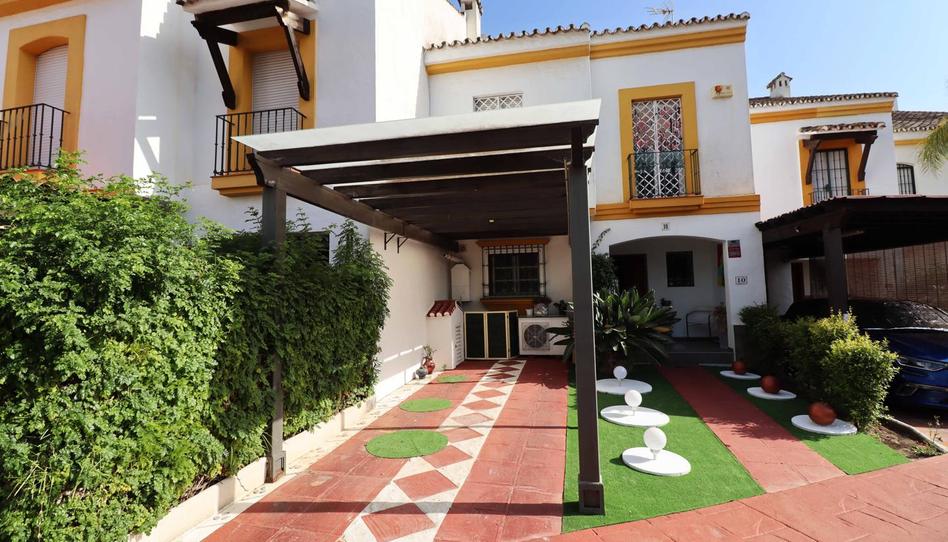 Foto 1 de Casa adosada en venda a Camino de Cortes, Nueva Atalaya, Málaga