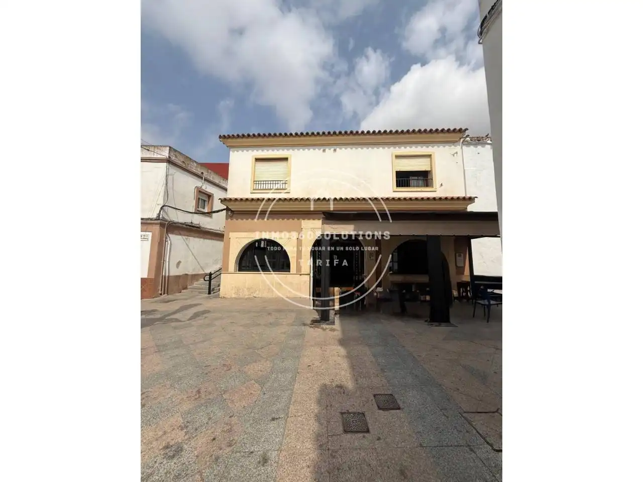 Exterior view of Buildings for sale in Los Barrios