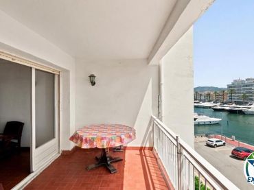 Studio mit Aufzug zum Verkauf in Port Grec 1