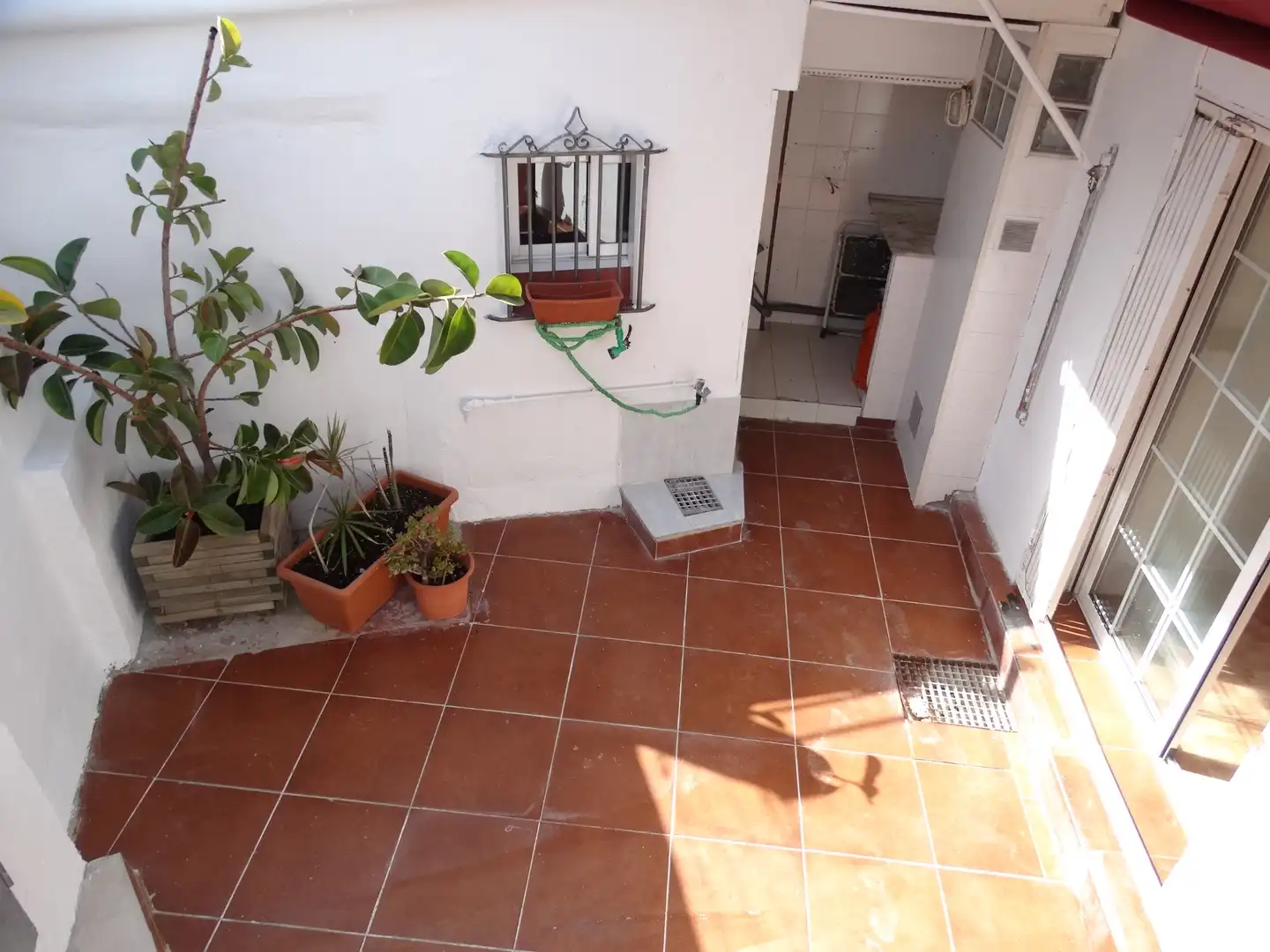 Terrassa de Casa adosada en venda en Vilanova i la Geltrú amb Jardí privat, Terrassa i Traster