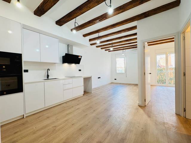 Piso en Venta en Carrer de les Carretes en El Raval