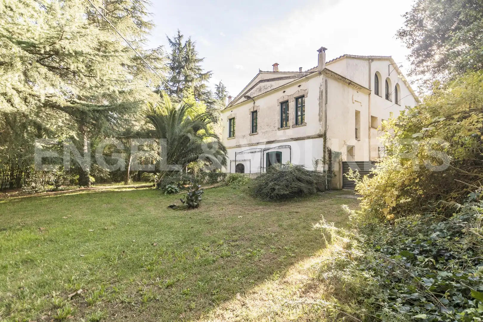 Vista exterior de Finca rústica en venta en Sant Cebrià de Vallalta con Calefacción, Jardín privado y Terraza