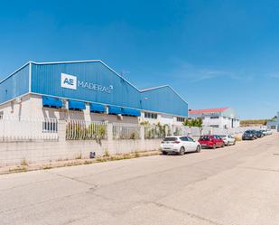 Vista exterior de Nau industrial de lloguer en Moraleja de Enmedio amb Alarma
