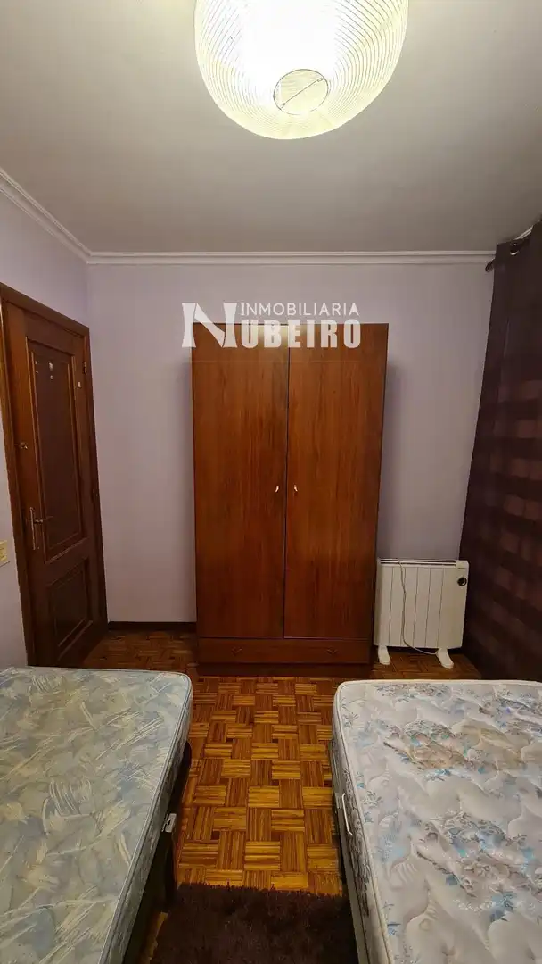 Dormitori de Pis en venda en Lugo amb Calefacció, Terrassa i Traster