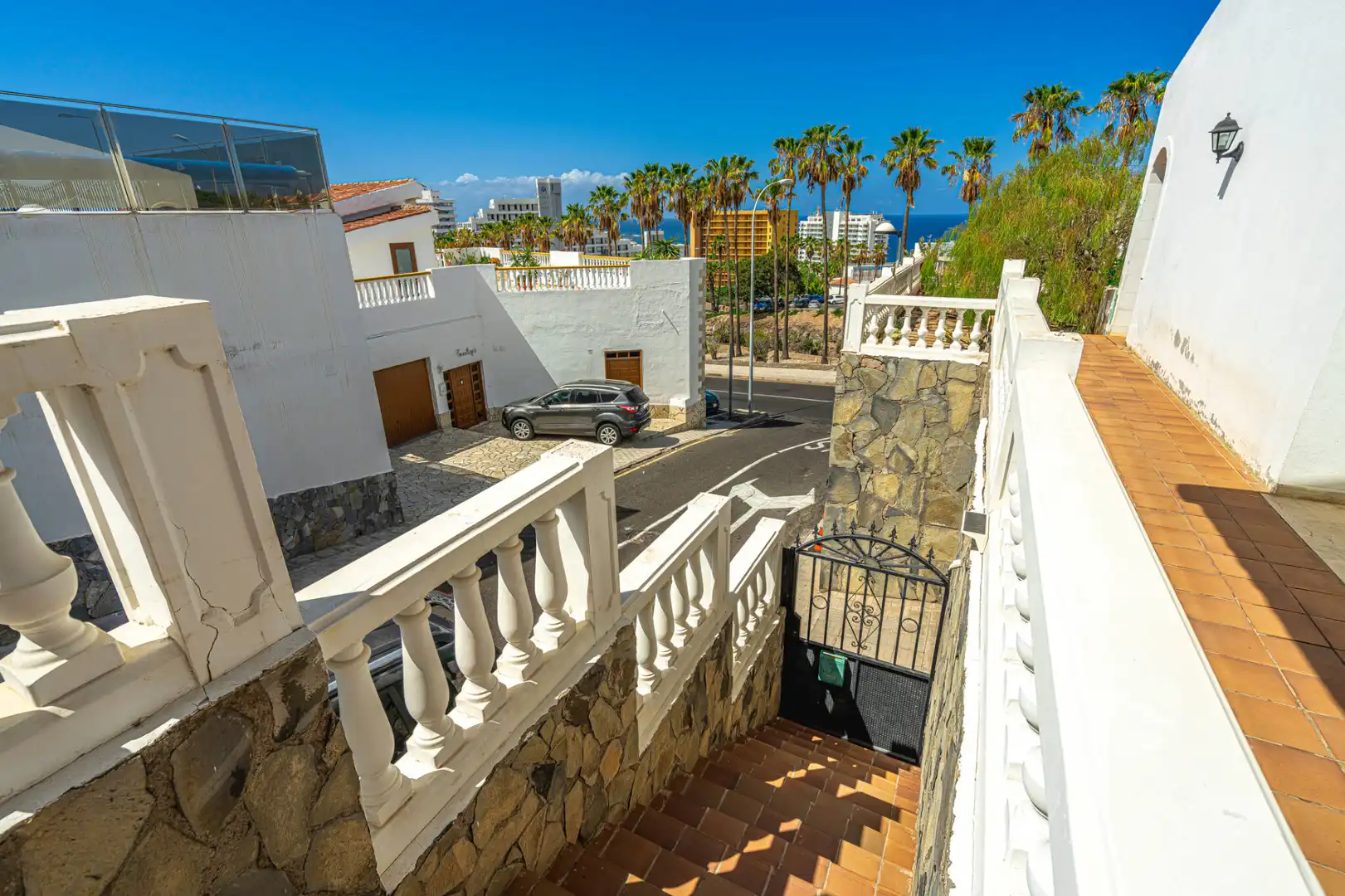 Vista exterior de Casa o chalet en venta en Adeje con Jardín privado y Terraza