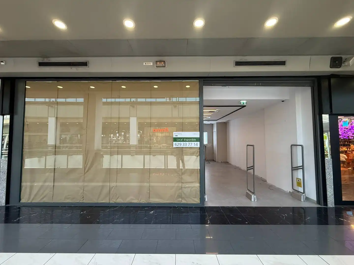 Local comercial en alquiler en Carretera N-150 6, imagen 2