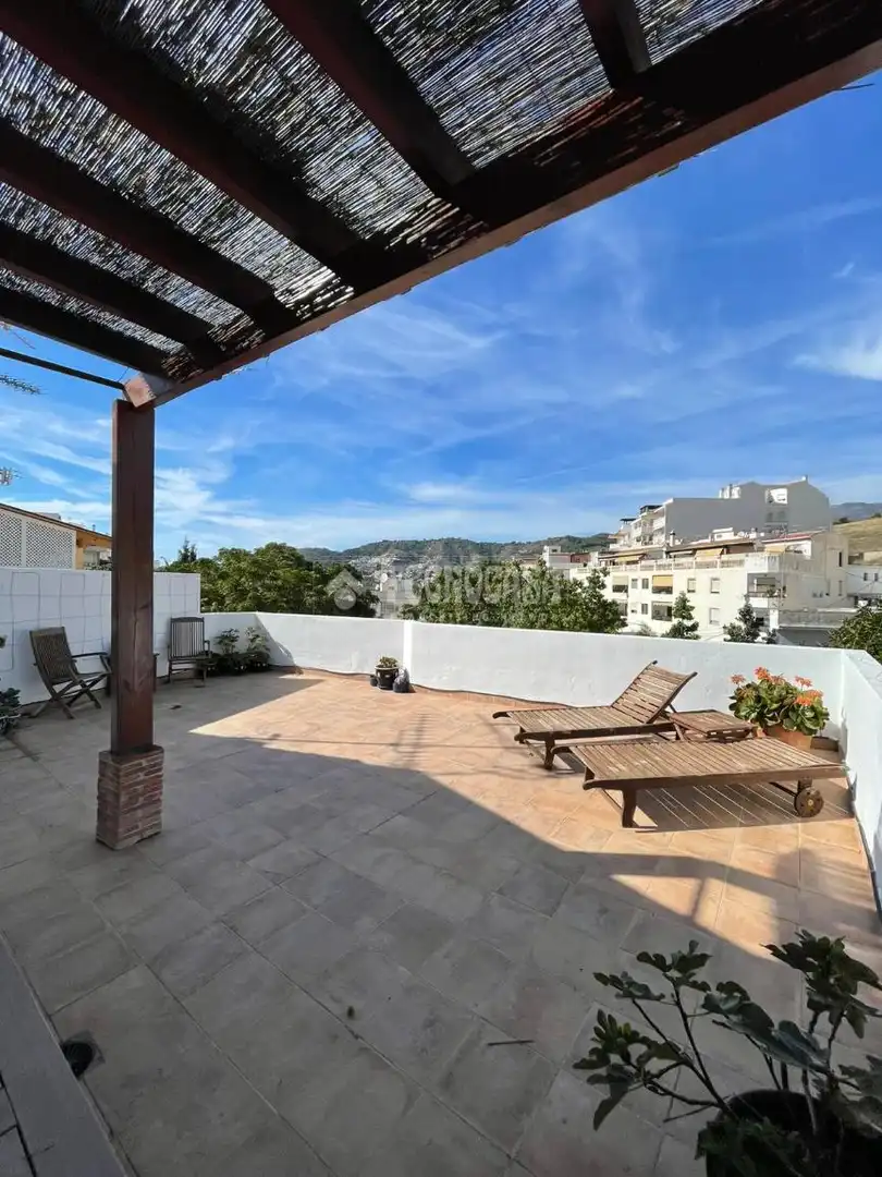 Flat for rent in La Herradura centro