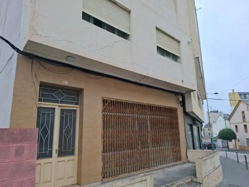 Gemischtgenutztes Gebäude zum Verkauf in Rúa Curros Enríquez 21, imagen 32