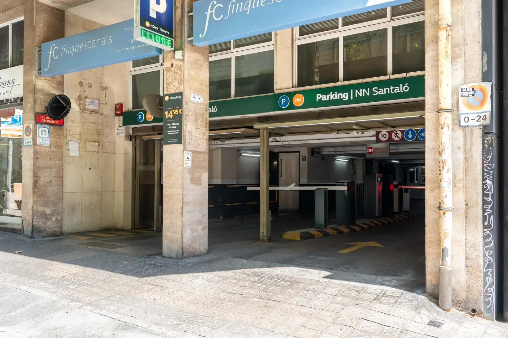 Einzelparkplatz zur Miete in CALLE SANTALO 14, imagen 2