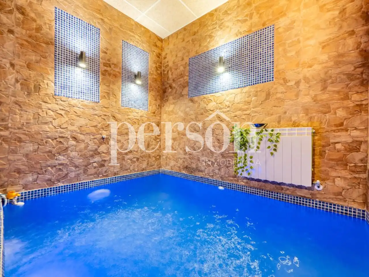 Swimming pool of Houses for sale in Torrent  with Air Conditioner, Private garden and Terrace