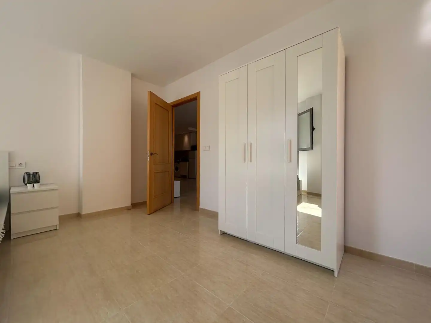 Habitación de Apartamento de alquiler en Burriana / Borriana con Aire acondicionado, Calefacción y Amueblado