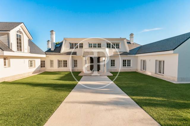 Casa-chalet en Venta en El Pinar - Punta Galea