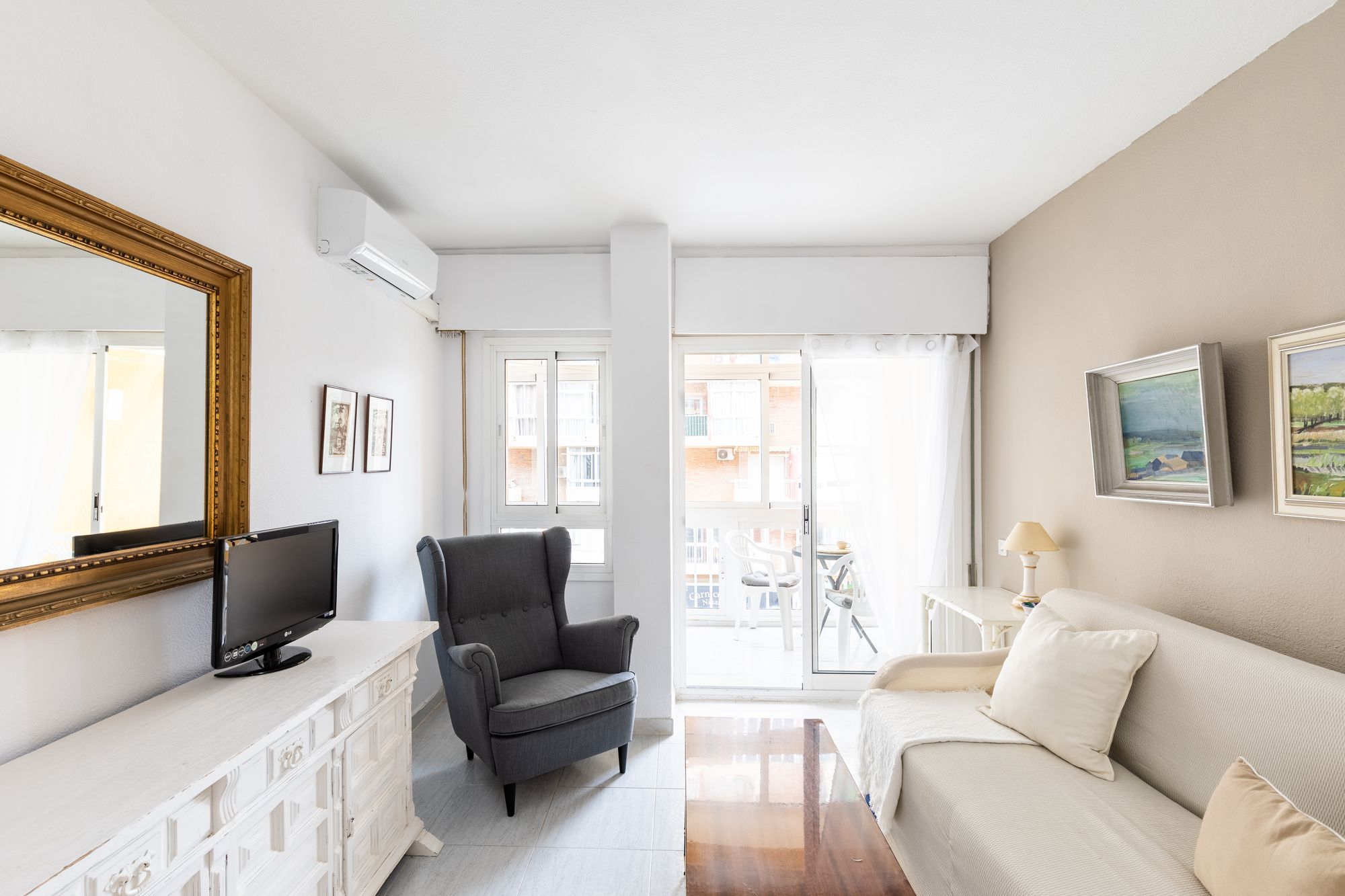 Dormitori de Apartament en venda en Benalmádena amb Terrassa i Balcó