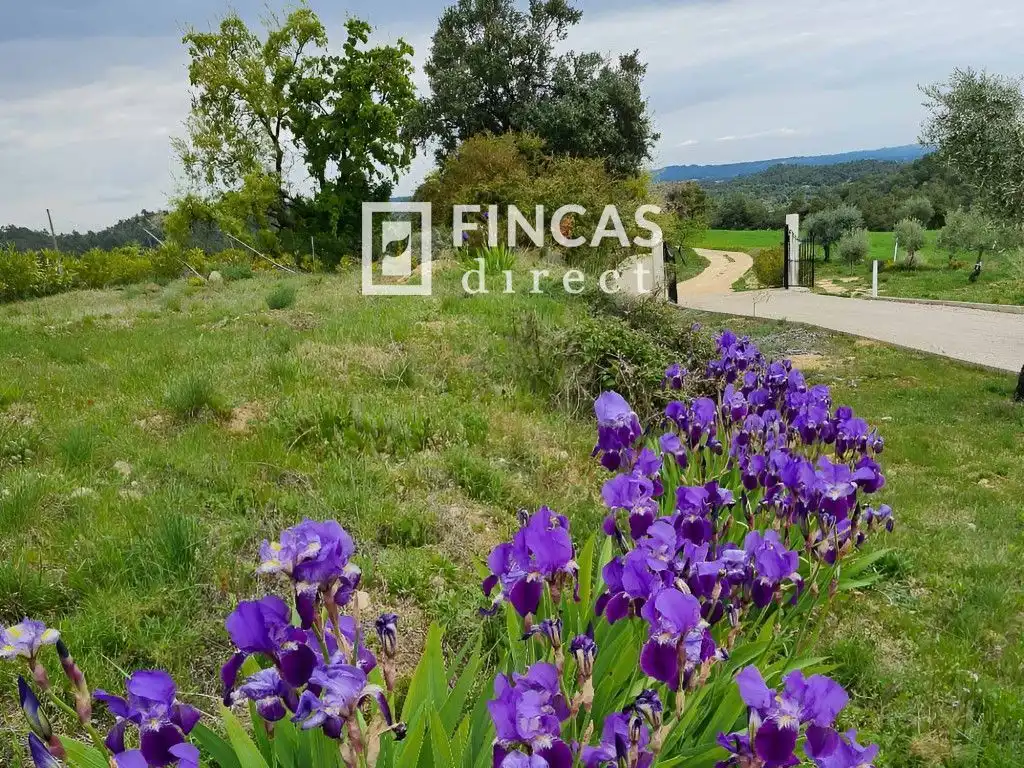 Finca rústica en venda a V6P8+CX, Cretas
