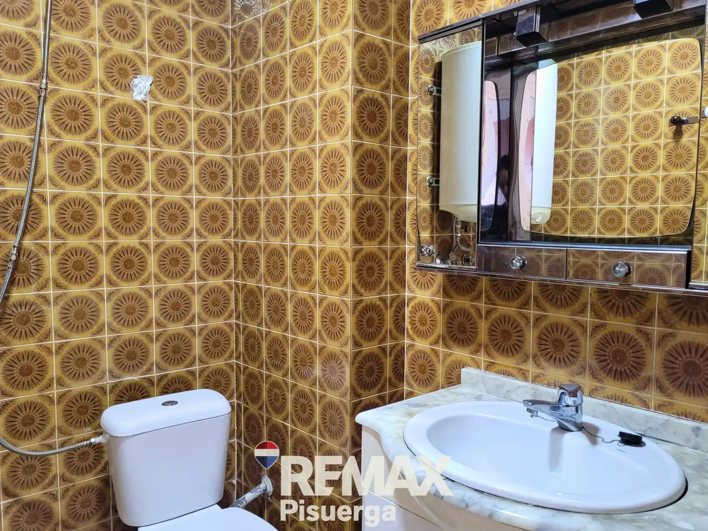 Baño de Piso en venta en Valladolid con Terraza y Balcón