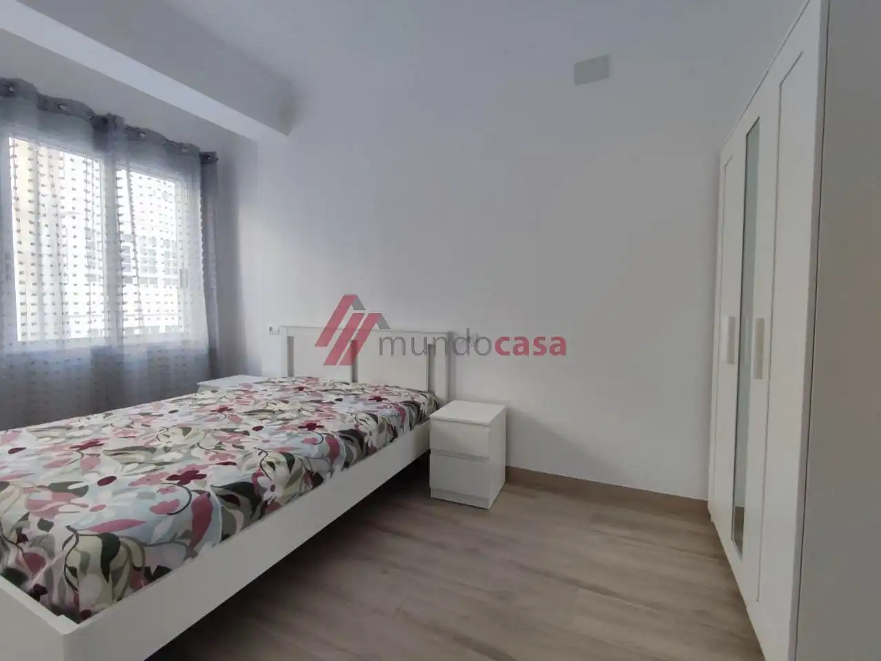 Habitación de Piso de alquiler en Ferrol con Calefacción y Amueblado