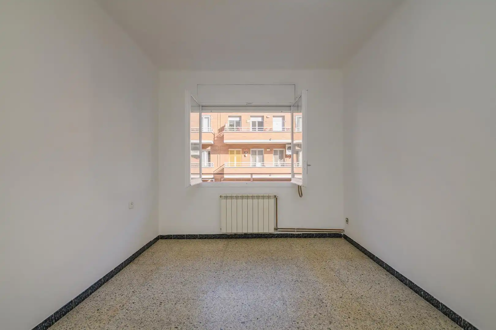 Bedroom of Flat for sale in Manresa  with Heating, Storage room and Balcony