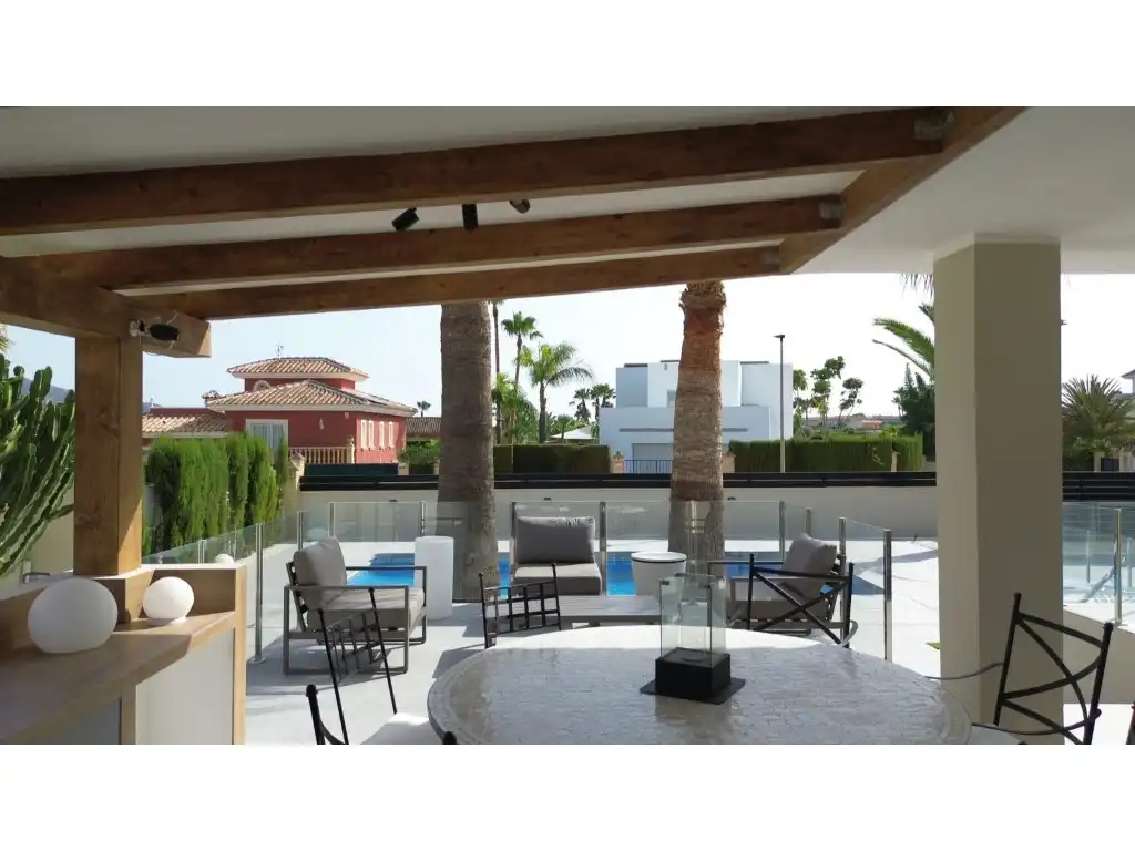 Terrassa de Casa o xalet en venda en L'Alfàs del Pi amb Aire condicionat, Terrassa i Piscina