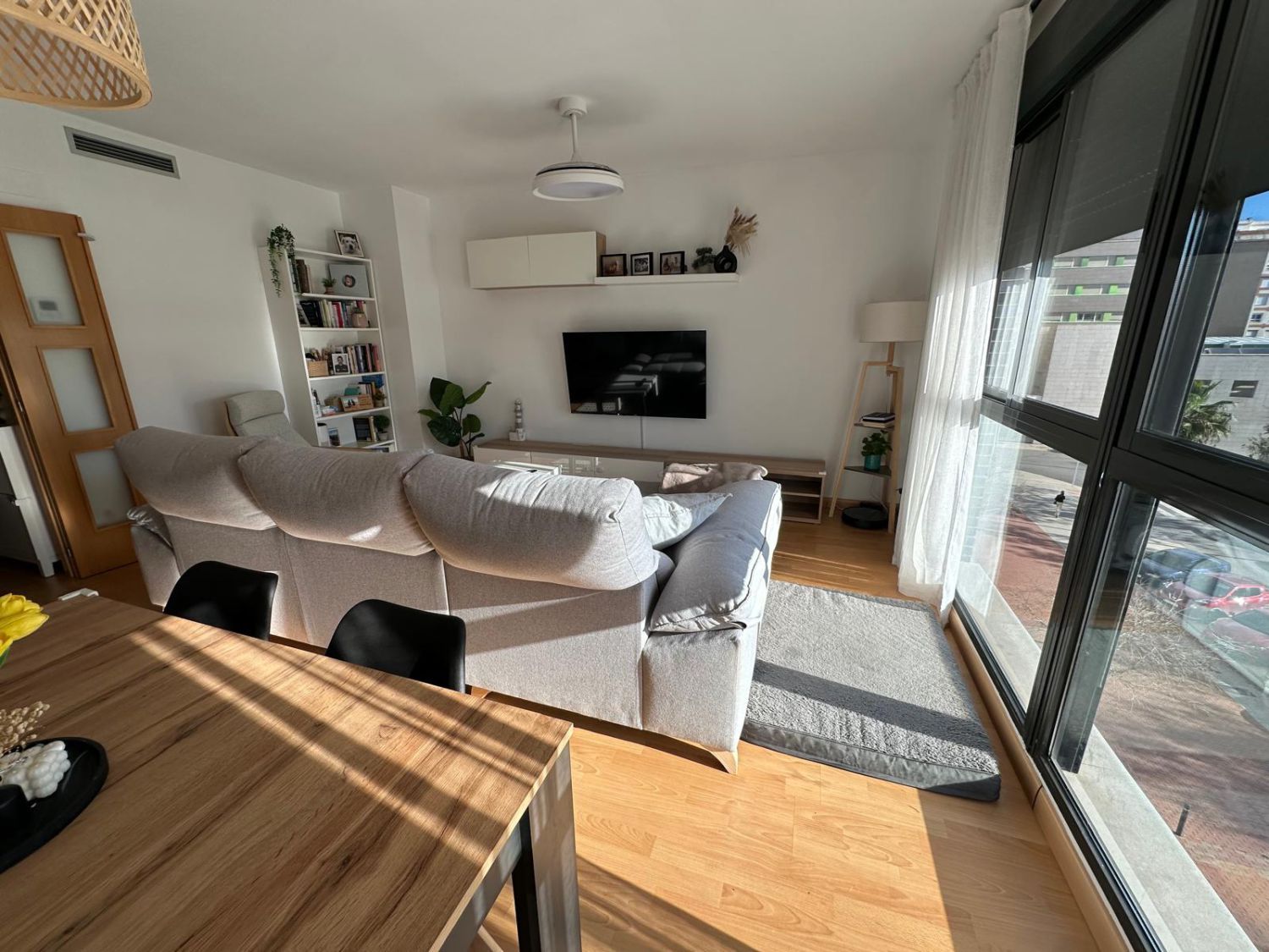 Sala d'estar de Pis en venda en Castellón de la Plana / Castelló de la Plana amb Aire condicionat, Calefacció i Parquet