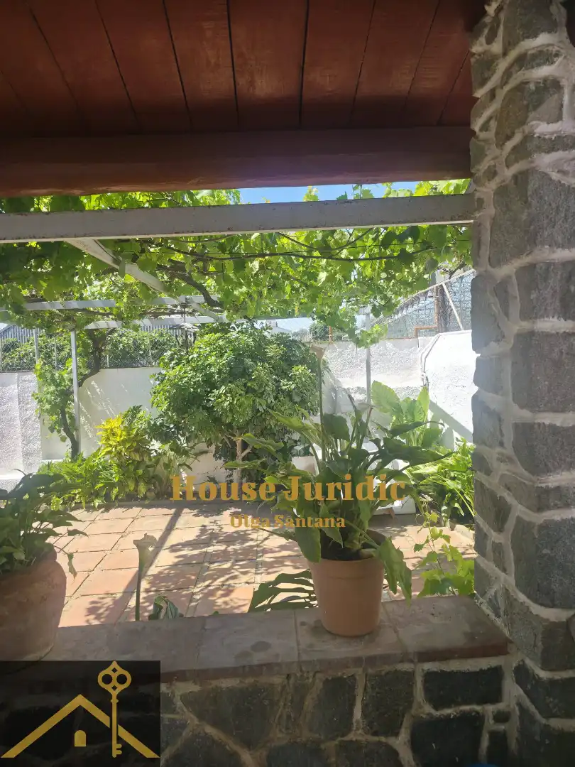 Garden of Houses for sale in Mataró  with Air Conditioner, Heating and Private garden