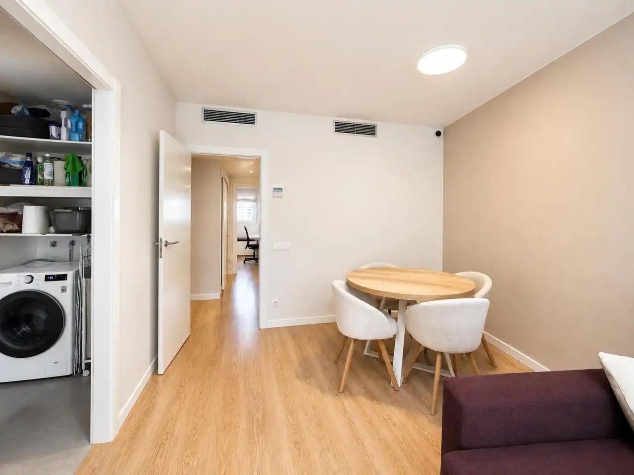 Schlafzimmer von Wohnung zum Verkauf in Badalona mit Klimaanlage, Heizung und Terrasse