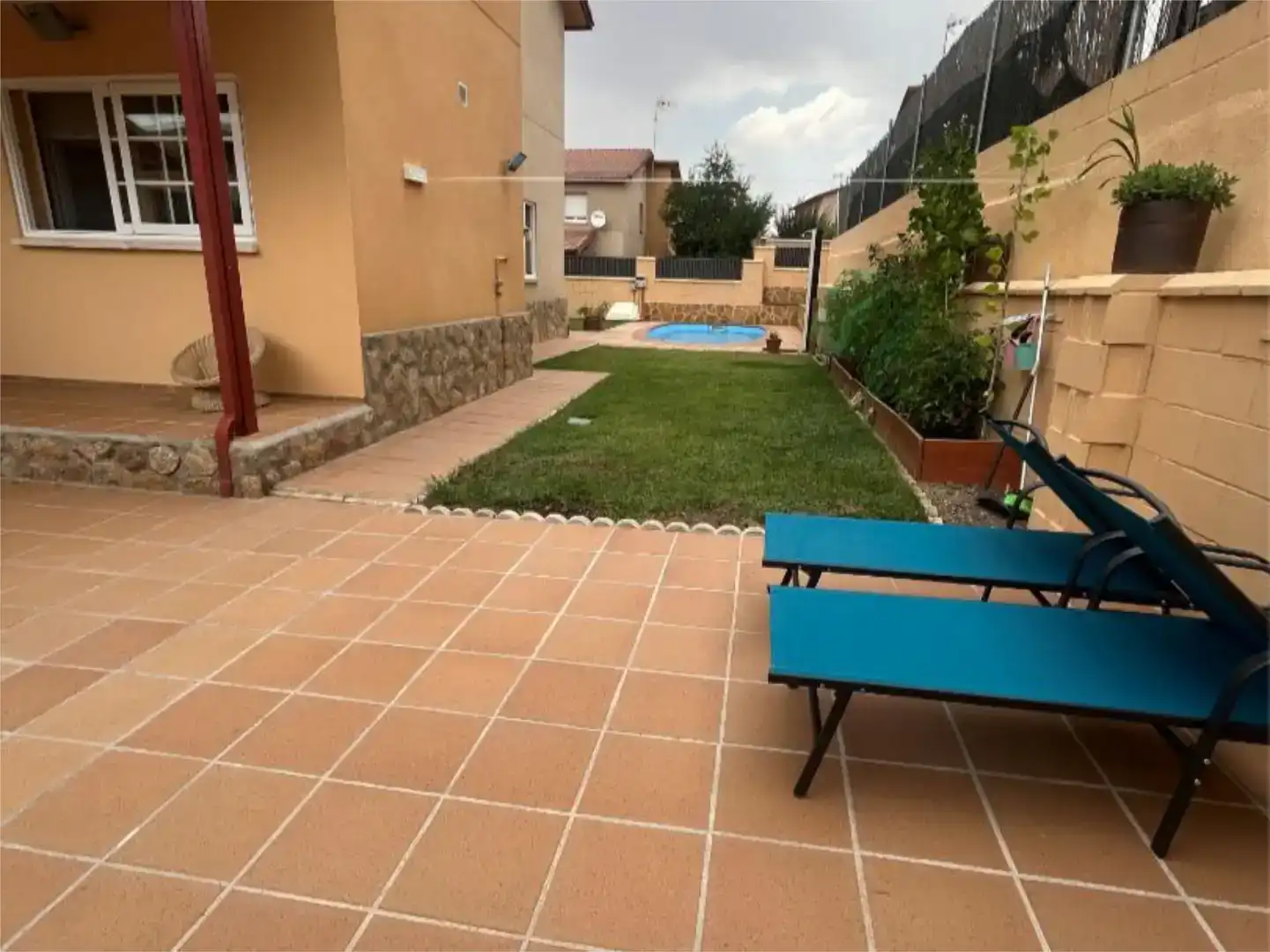 Terrassa de Pis en venda en Hontanares de Eresma amb Jardí privat, Traster i Piscina