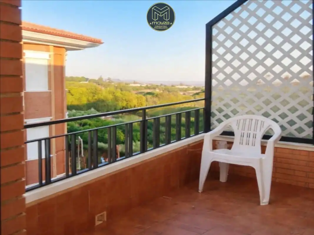 Flat with terrace for sale in La Carolina