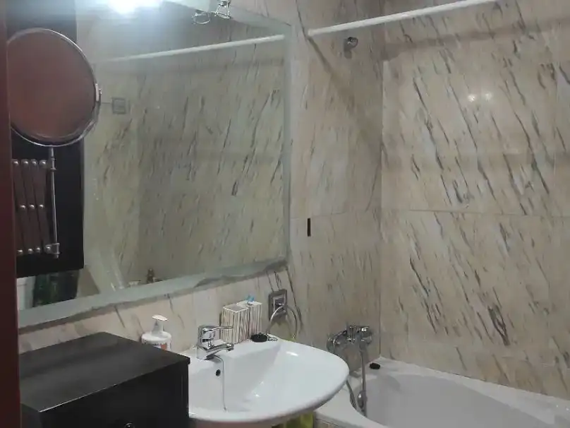 Badezimmer von Wohnung zur Miete in  Albacete Capital mit Balkon