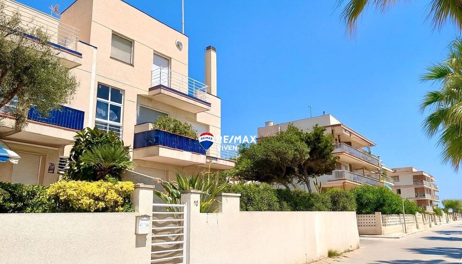 Foto 1 de Casa adosada en venda a Prat de Vilanova, Barcelona