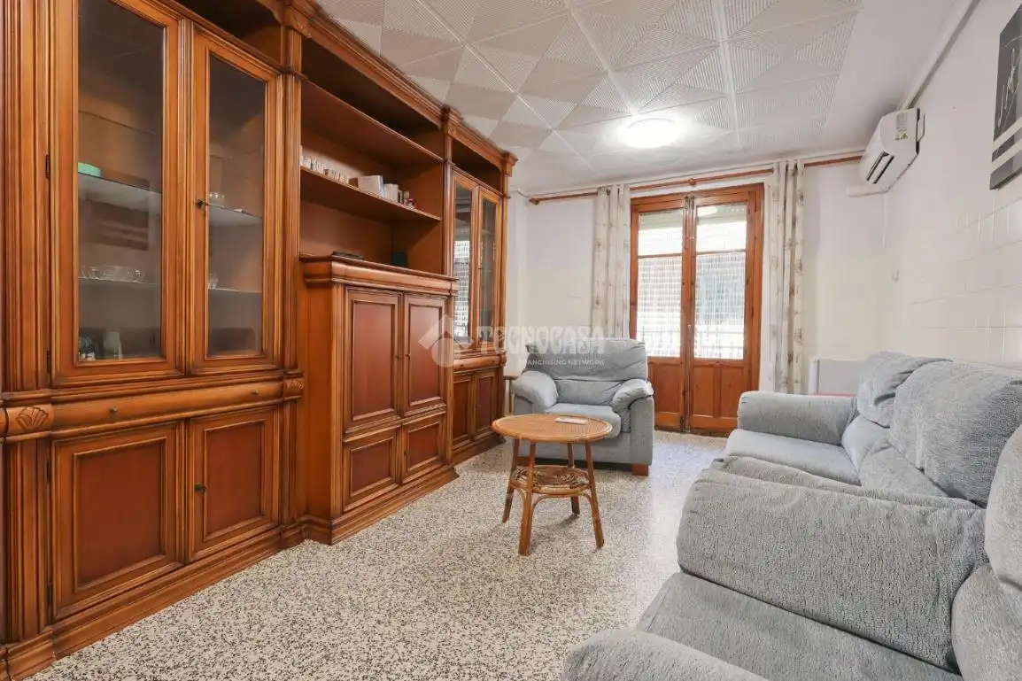 Sala de estar de Piso en venta en Sagunto / Sagunt con Aire acondicionado y Amueblado
