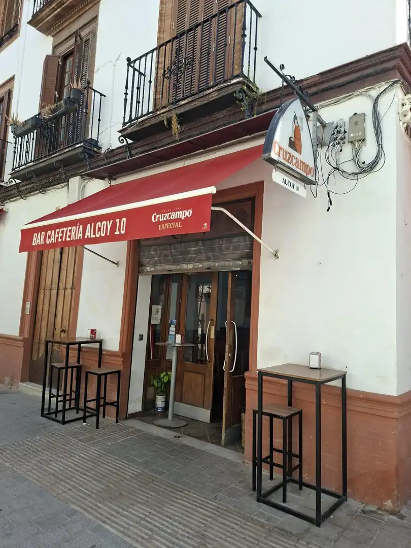 Local en traspaso en Sevilla