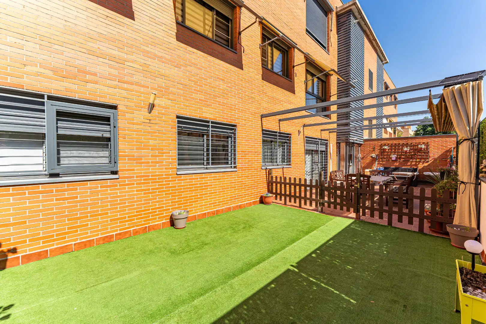 Terrace of Ground floor for sale in Arroyomolinos (Madrid)  with Air Conditioner, Heating and Private garden