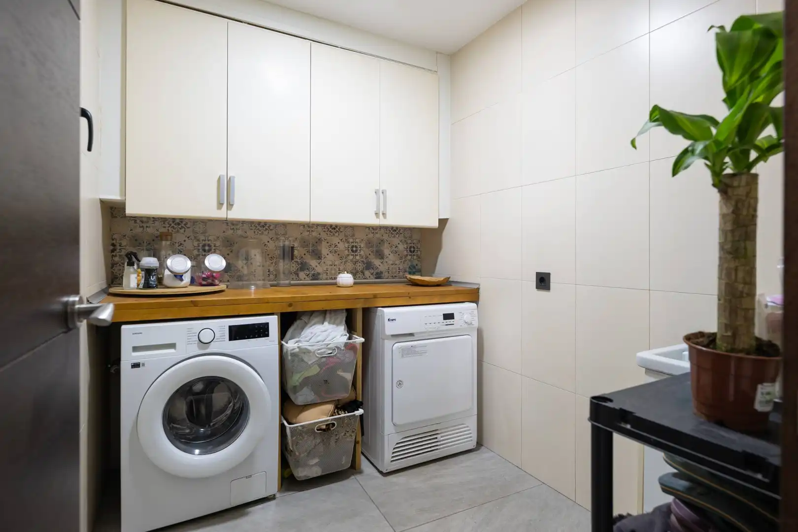 Cuina de Casa o xalet en venda en Telde amb Jardí privat, Terrassa i Traster