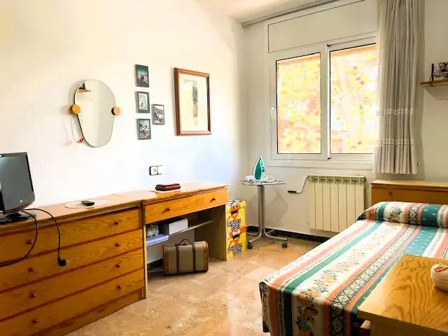 Schlafzimmer von Einfamilien-Reihenhaus zum Verkauf in Badalona mit Heizung, Terrasse und Balkon