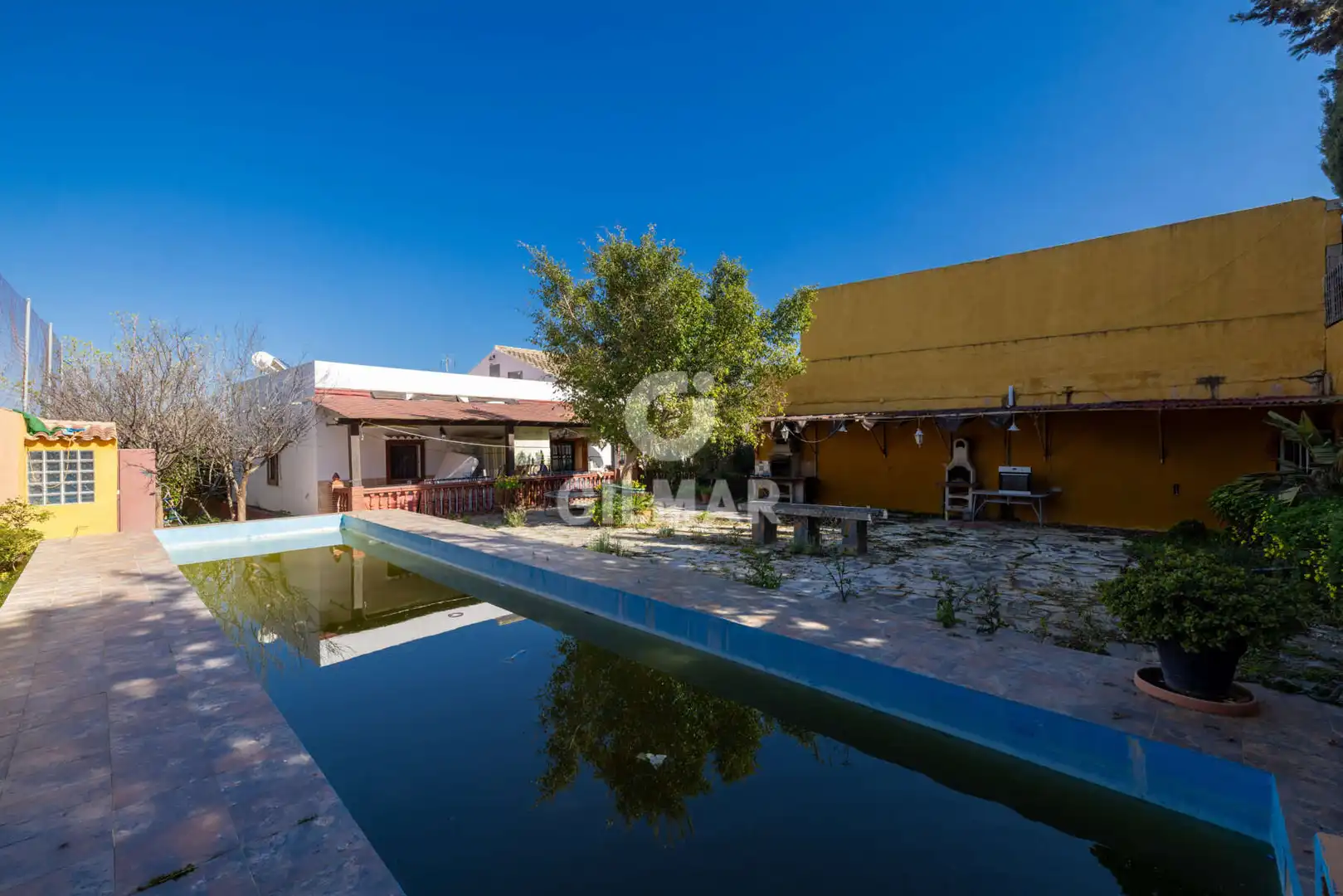 Vista exterior de Casa o chalet en venta en Estepona con Jardín privado y Piscina