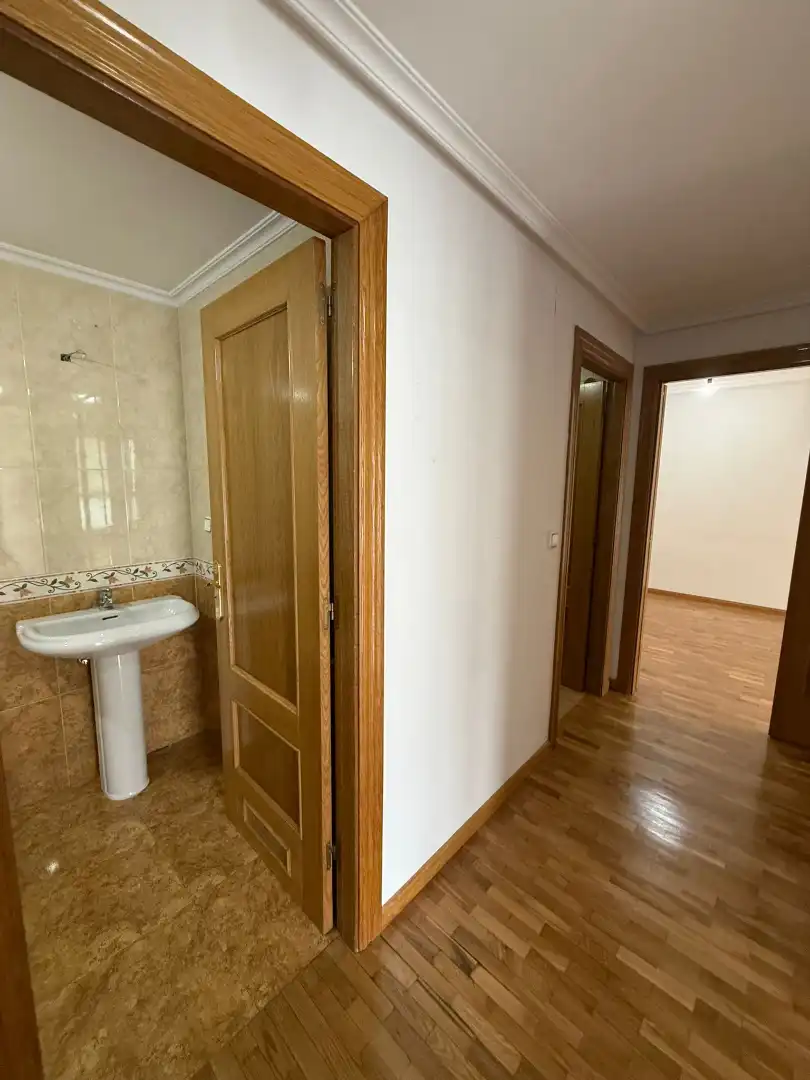Flat for sale in Oviedo   with Heating