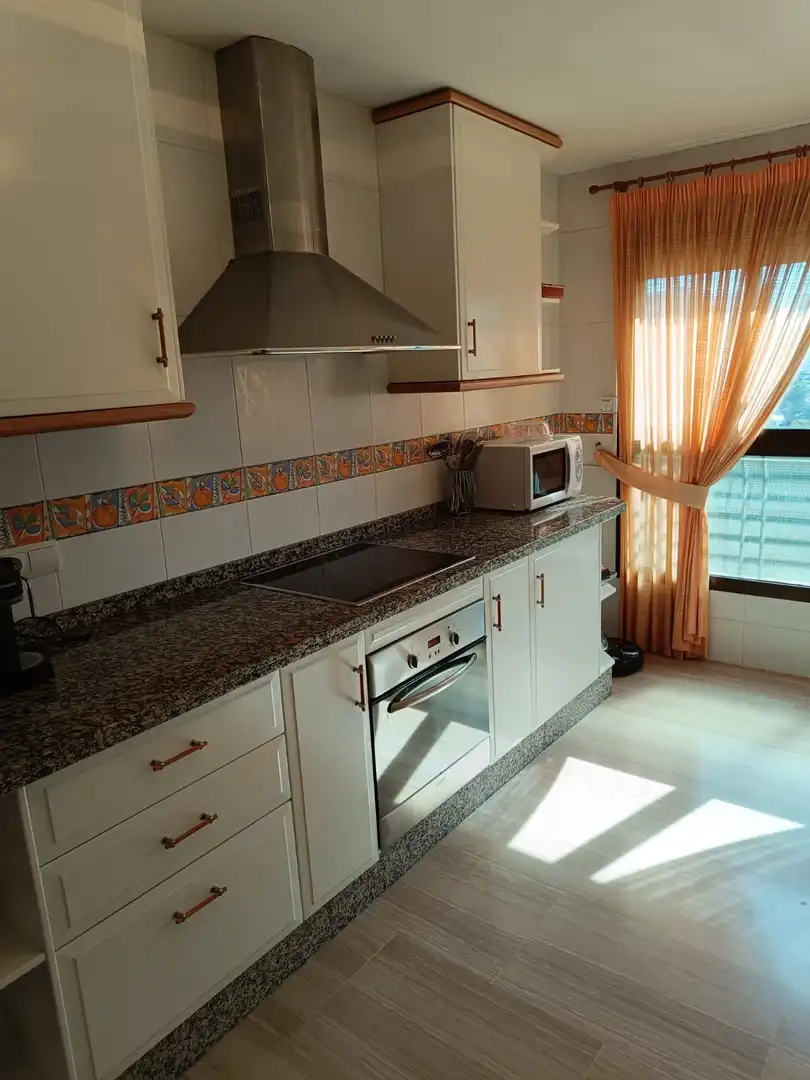 Ático con piscina en venta en Avinguda Marina Baixa, imagen 23