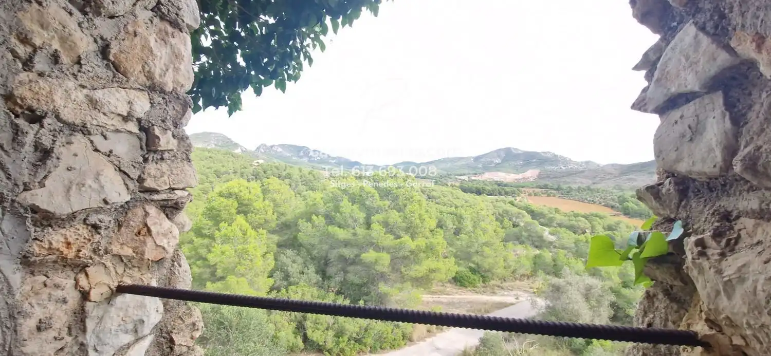 Finca rústica en venta en El Montmell con Jardín privado, Terraza y Balcón