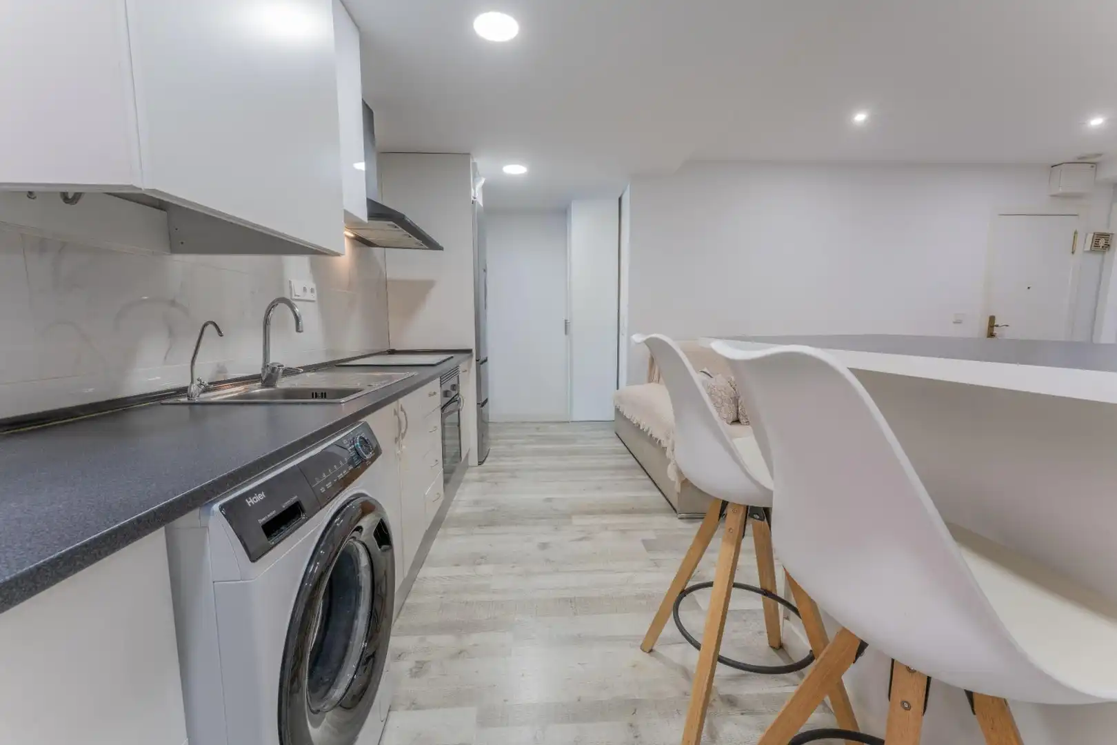 Kitchen of Flat for sale in Elche / Elx  with Air Conditioner and Balcony