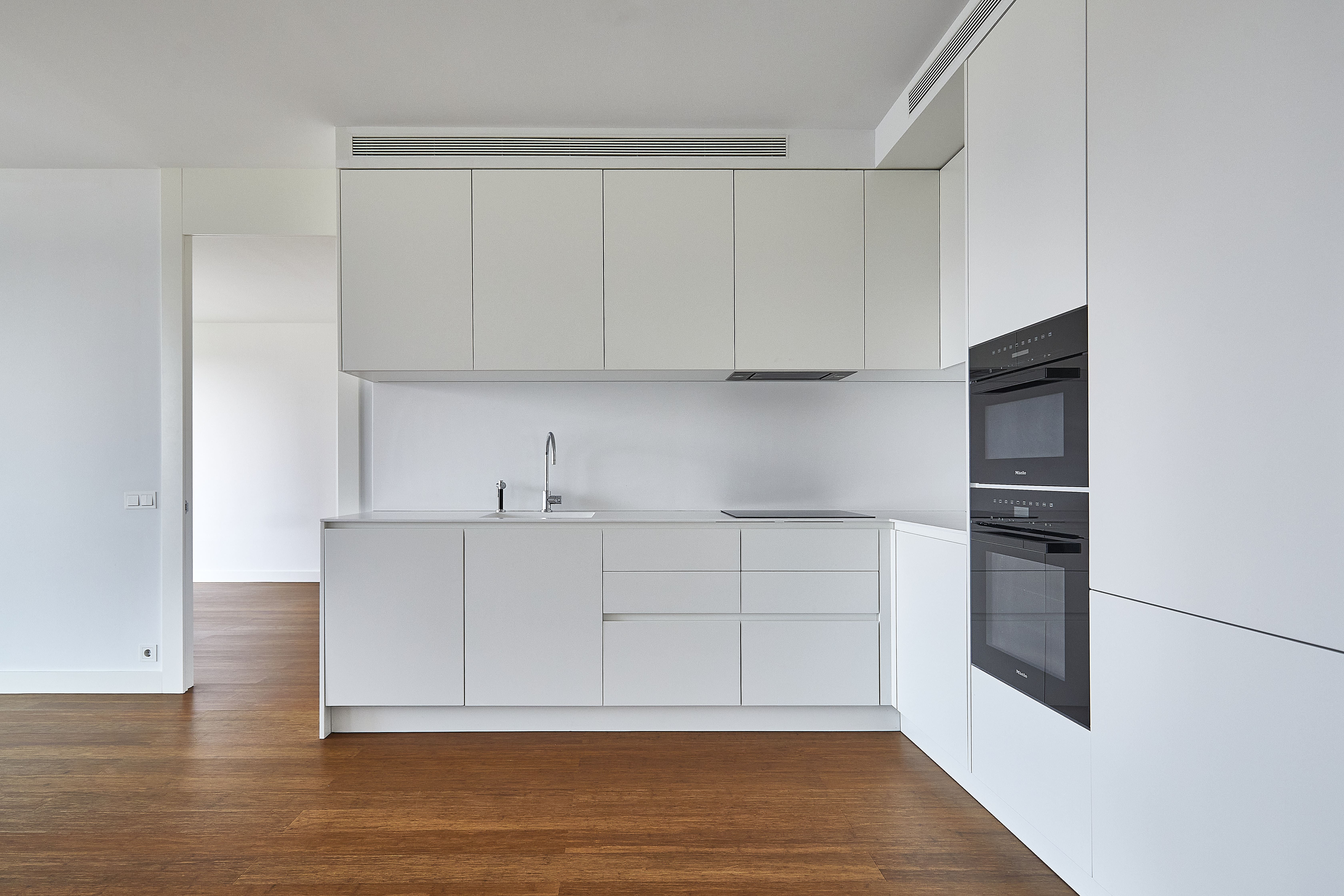 Kitchen of Flat for sale in  Barcelona Capital  with Air Conditioner, Terrace and Storage room