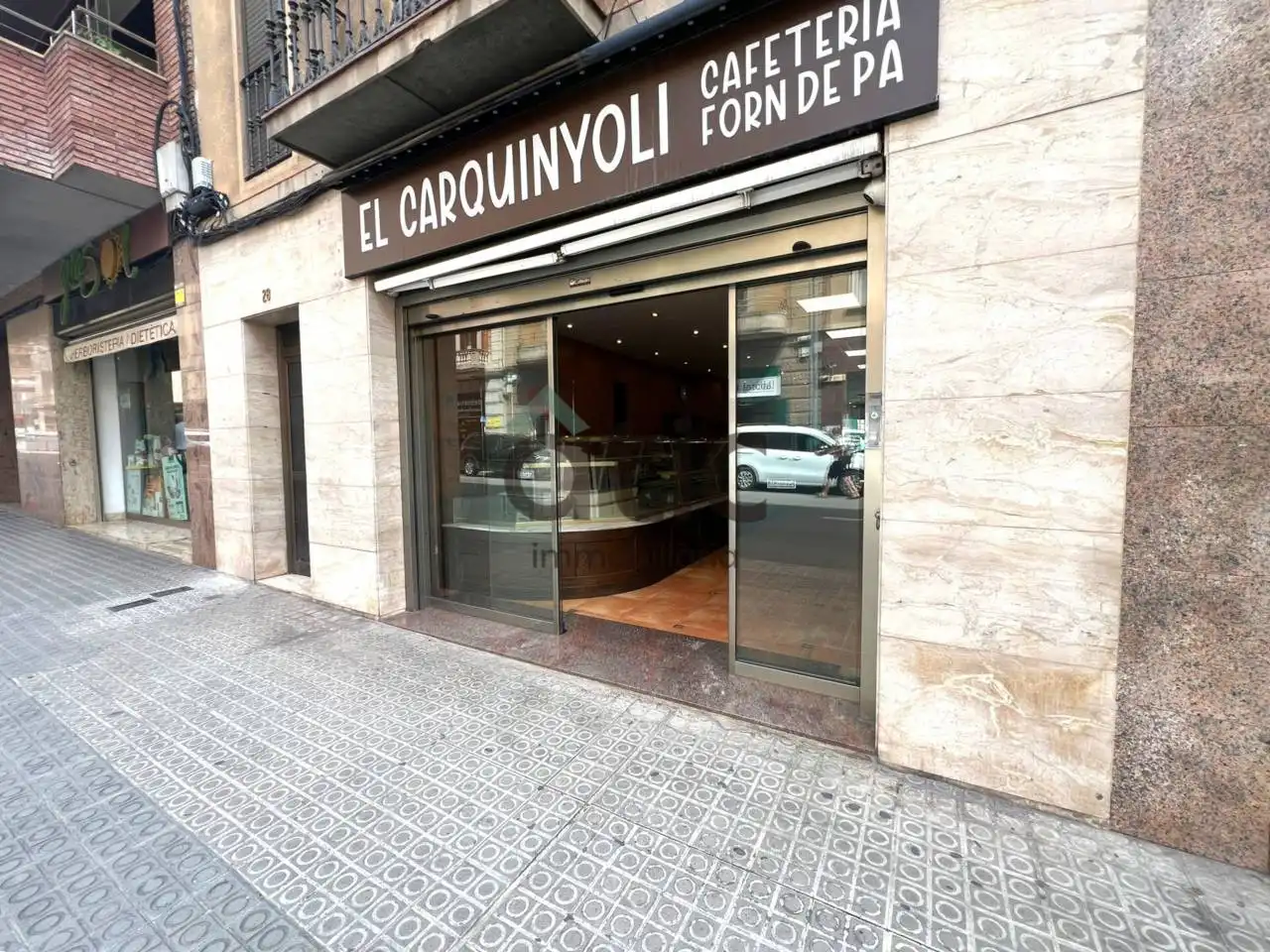 Business premises for sale in Barcelona, imagen 27