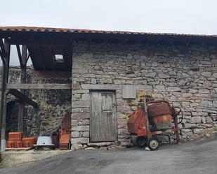 Vista exterior de Pis en venda en Peñamellera Baja amb Terrassa