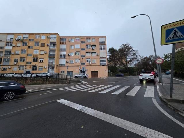 Piso en Venta en Los Pinos - El Pilar